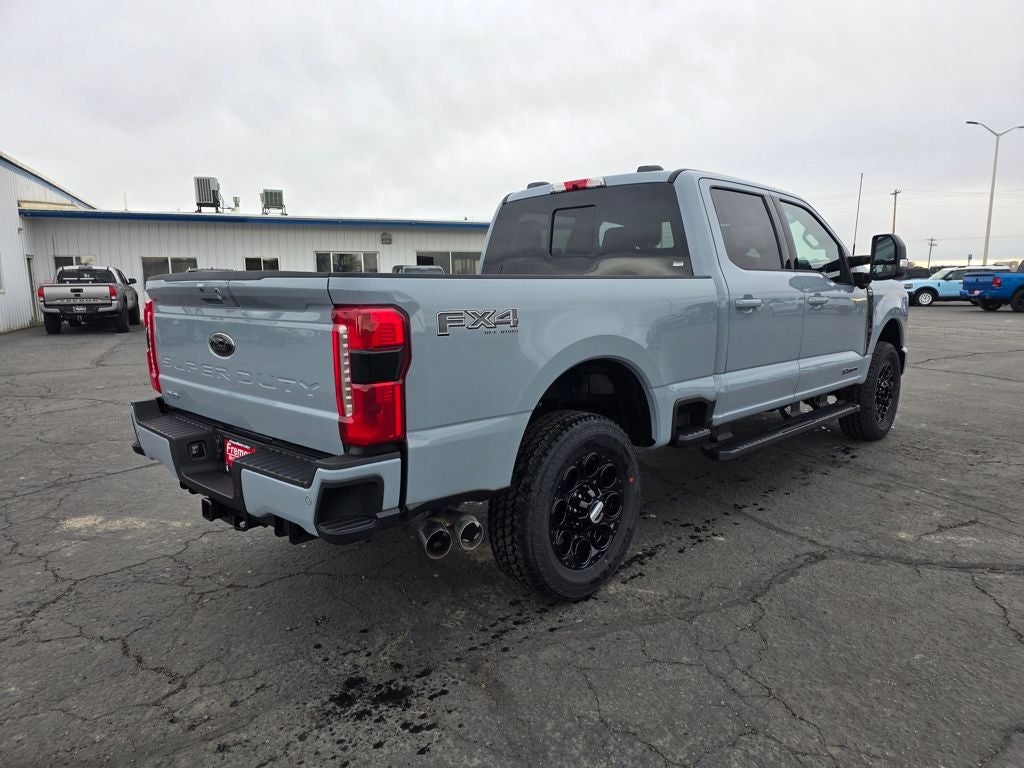 2026 Ford F-350SD Lariat Black Appearance Pkg