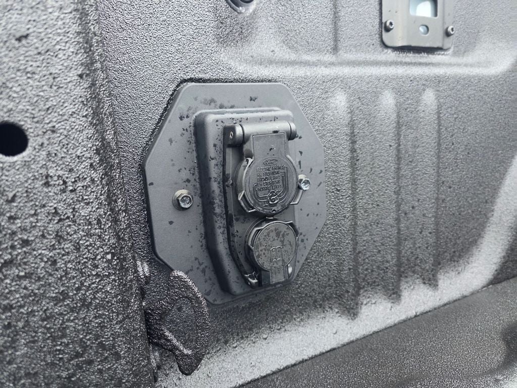 2026 Ford F-350SD Lariat Black Appearance Pkg