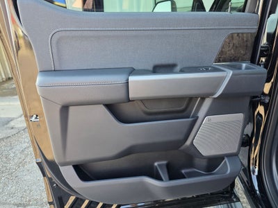 2026 Ford F-350SD Lariat Black Appearance Pkg
