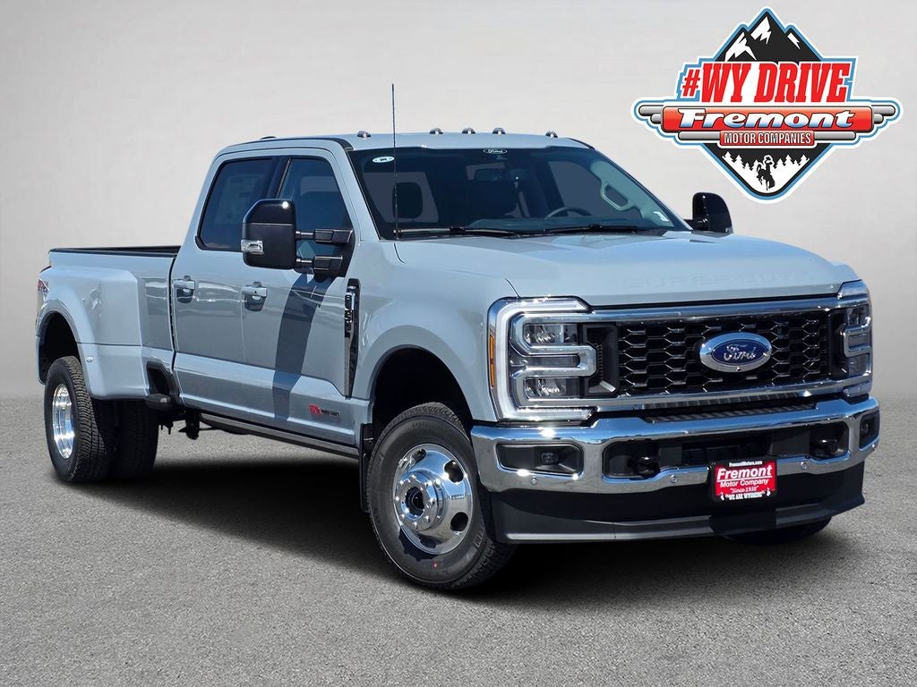 2026 Ford F-350SD Lariat DRW