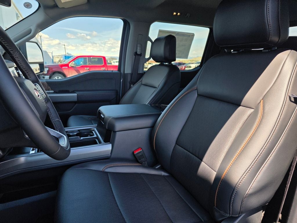 2026 Ford F-350SD Lariat DRW