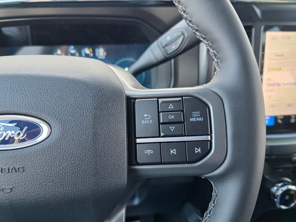 2026 Ford F-350SD Lariat DRW