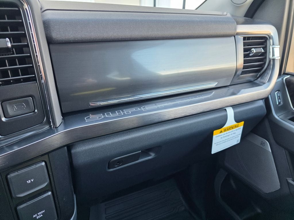 2026 Ford F-350SD Lariat DRW