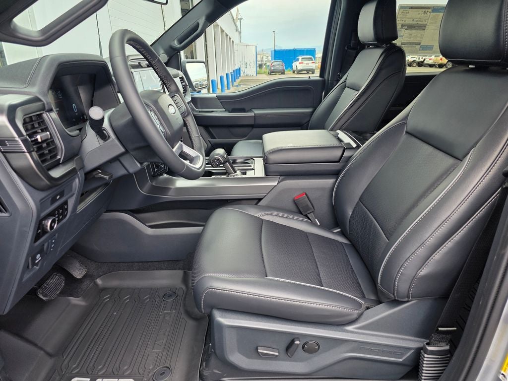 2026 Ford F-150 Lariat Black Appearance Pkg
