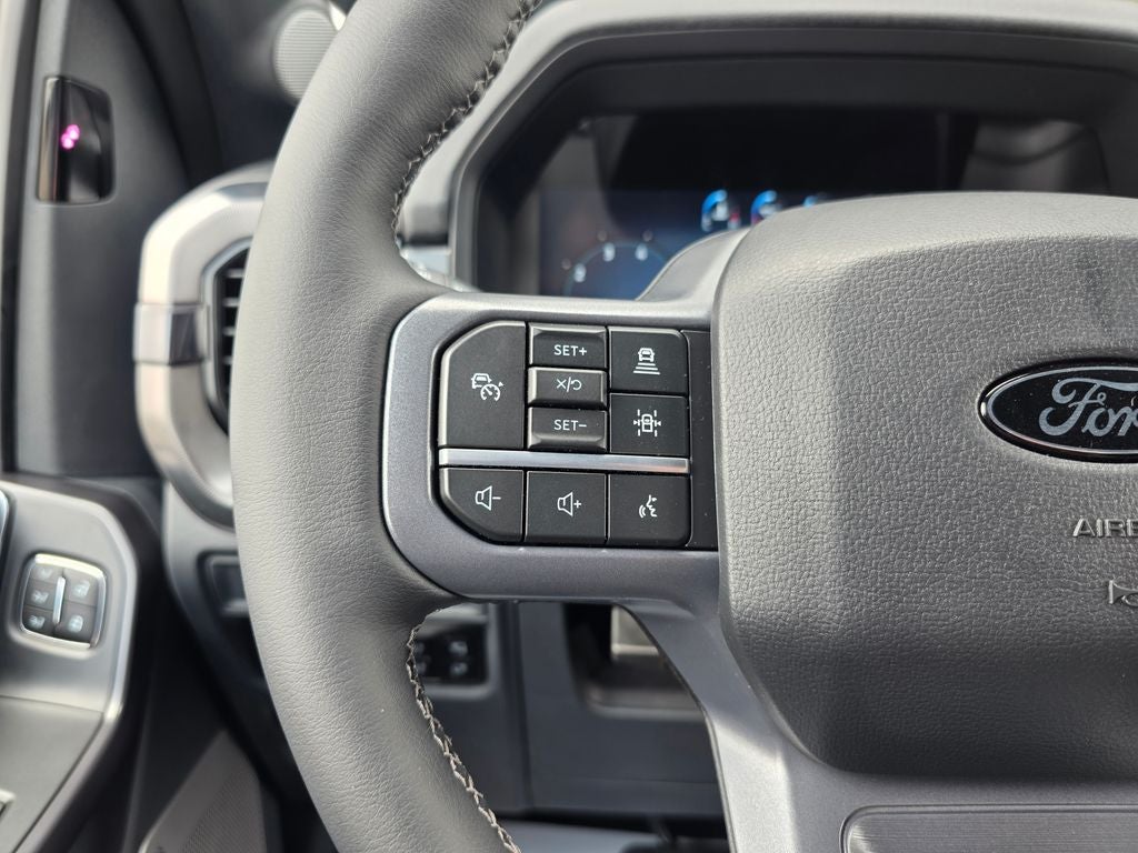 2026 Ford F-150 Lariat Black Appearance Pkg