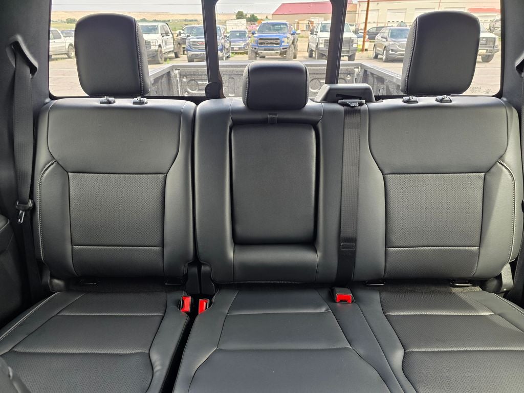 2026 Ford F-150 Lariat Black Appearance Pkg