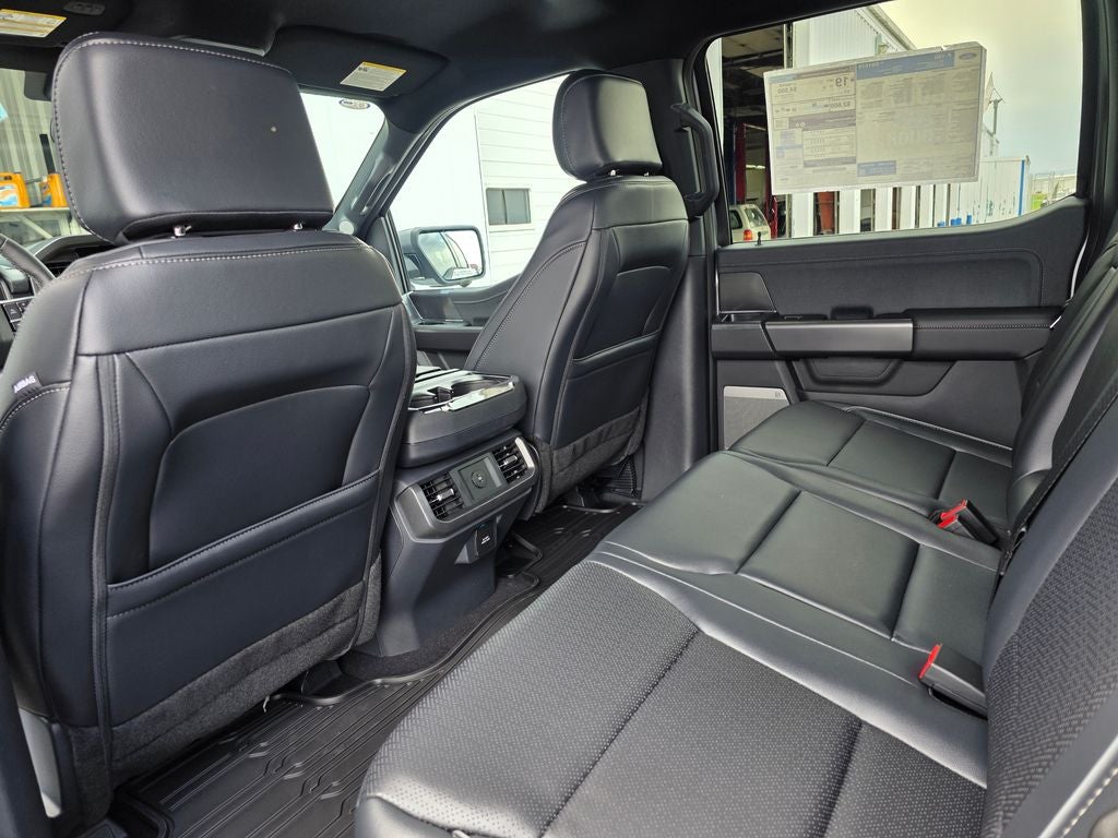 2026 Ford F-150 Lariat Black Appearance Pkg