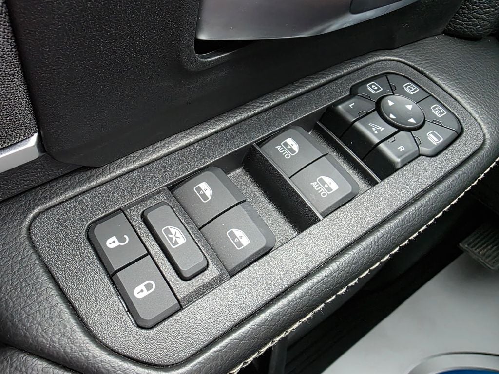 2026 RAM 2500 Big Horn Night Edition