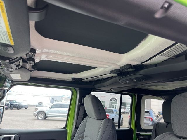 2025 Jeep Wrangler 4-DOOR SPORT S