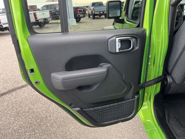 2025 Jeep Wrangler 4-DOOR SPORT S