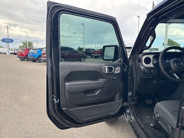 2025 Jeep Wrangler 4-DOOR SPORT S