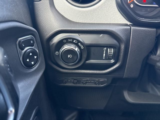 2025 Jeep Wrangler 4-DOOR SPORT S