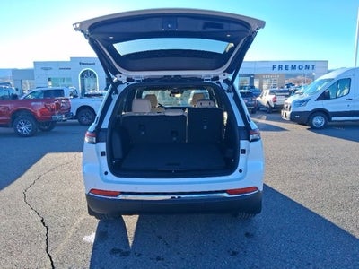 2025 Jeep Grand Cherokee LIMITED 4X4