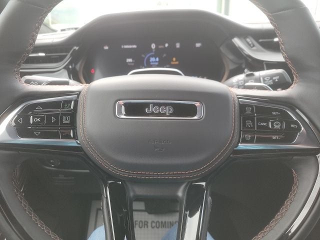 2026 Jeep Grand Cherokee SUMMIT 4X4