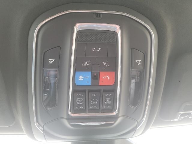 2026 Jeep Grand Cherokee SUMMIT 4X4