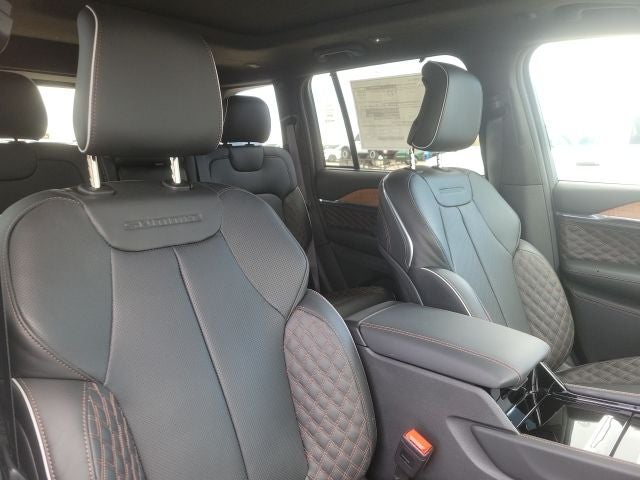 2026 Jeep Grand Cherokee SUMMIT 4X4