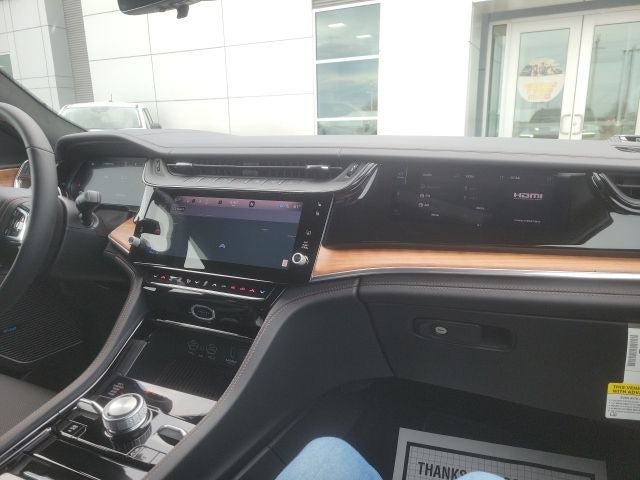 2026 Jeep Grand Cherokee SUMMIT 4X4