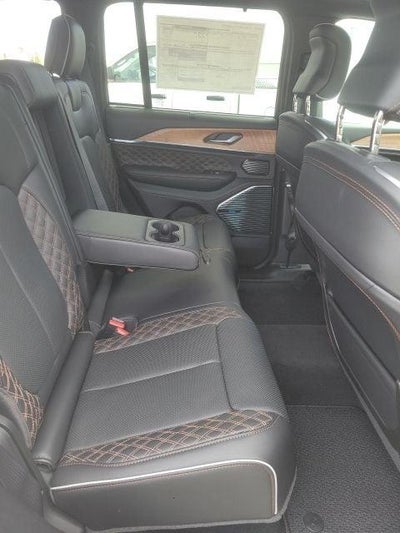 2026 Jeep Grand Cherokee Summit
