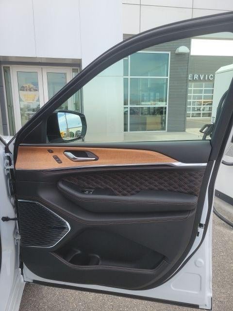 2026 Jeep Grand Cherokee Summit