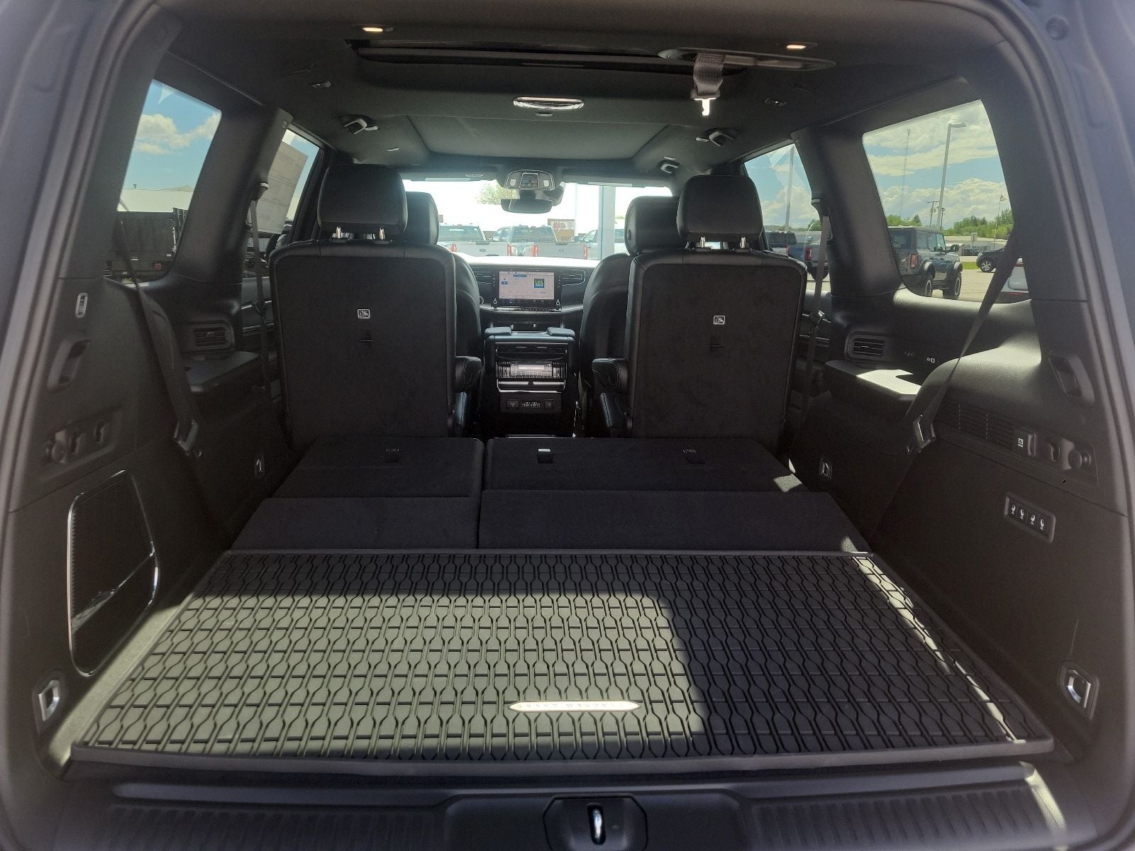 2026 Jeep Grand Wagoneer Upland