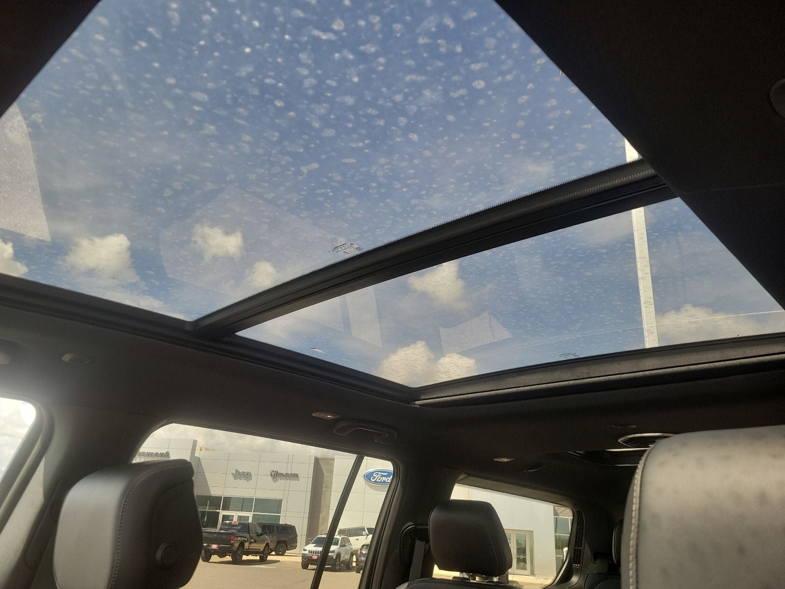2026 Jeep Grand Wagoneer Upland