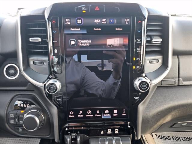 2027 RAM 1500 1500 BIG HORN CREW CAB 4X4 5'7' BOX