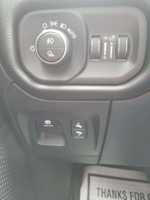 2026 RAM Ram 1500 1500 BIG HORN CREW CAB 4X4 5'7' BOX