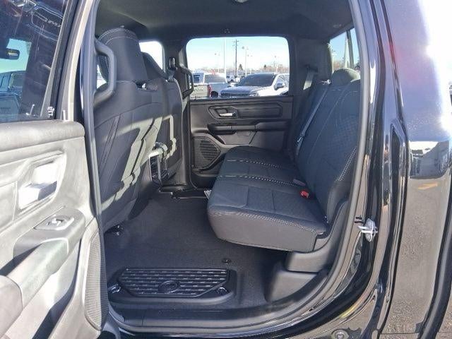 2026 RAM Ram 1500 1500 EXPRESS CREW CAB 4X4 5'7' BOX