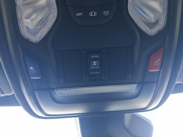 2026 RAM Ram 1500 1500 EXPRESS CREW CAB 4X4 5'7' BOX