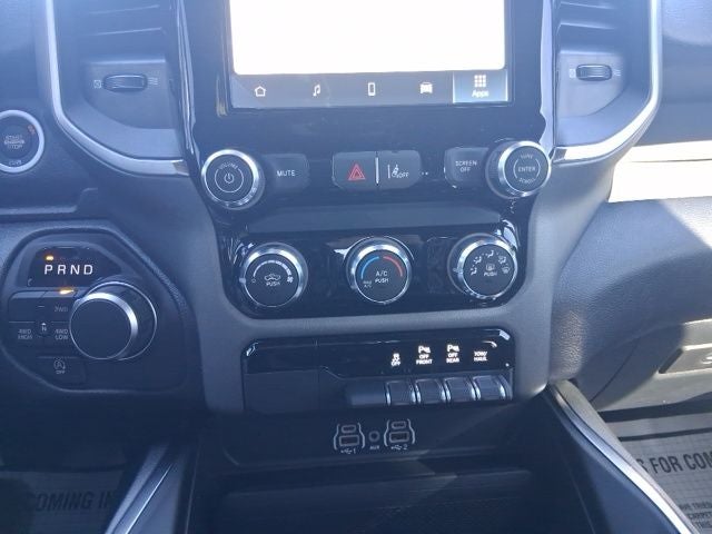 2026 RAM Ram 1500 1500 EXPRESS CREW CAB 4X4 5'7' BOX