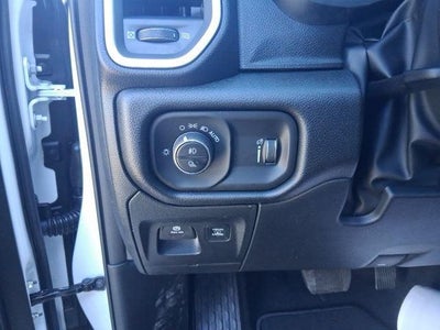 2026 RAM Ram 1500 1500 EXPRESS CREW CAB 4X4 5'7' BOX