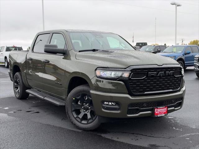 2027 RAM 1500 1500 EXPRESS CREW CAB 4X4 5'7' BOX