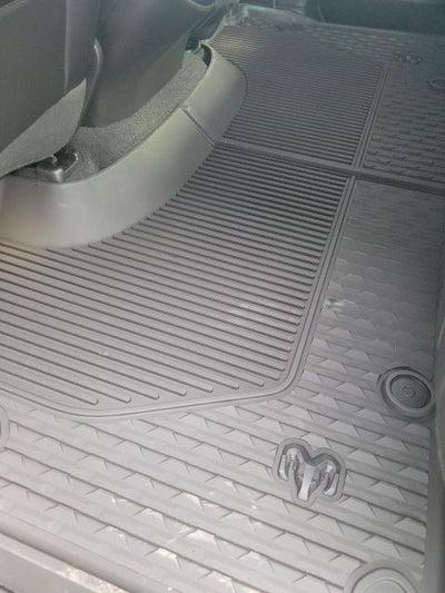 2026 RAM Ram 1500 1500 LAIE CREW CAB 4X4 5'7' BOX