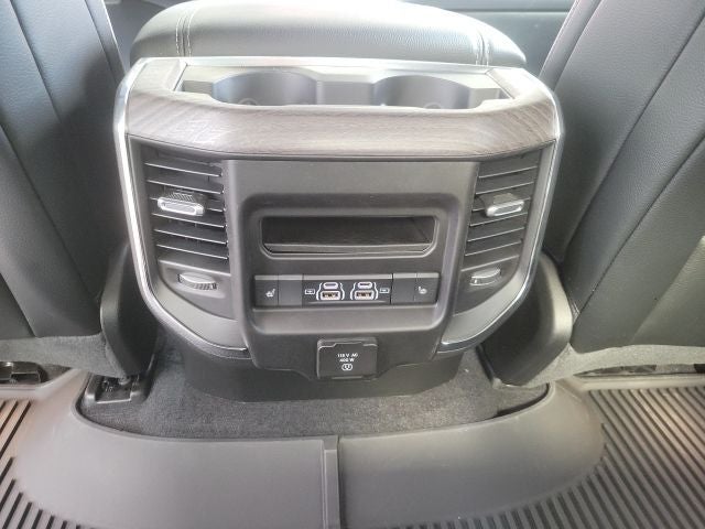 2026 RAM Ram 1500 1500 LAIE CREW CAB 4X4 5'7' BOX