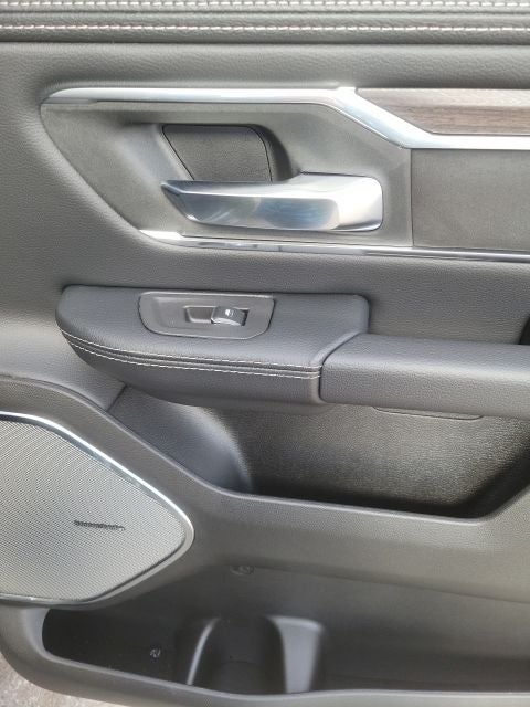 2026 RAM Ram 1500 1500 LAIE CREW CAB 4X4 5'7' BOX