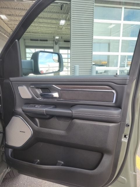 2026 RAM Ram 1500 1500 LAIE CREW CAB 4X4 5'7' BOX