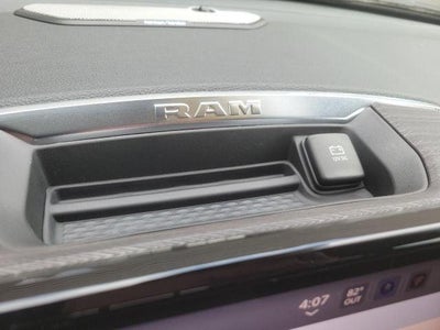 2026 RAM Ram 1500 1500 LAIE CREW CAB 4X4 5'7' BOX