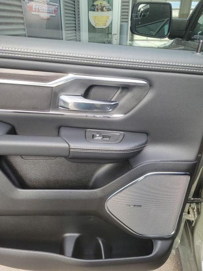 2026 RAM Ram 1500 1500 LAIE CREW CAB 4X4 5'7' BOX