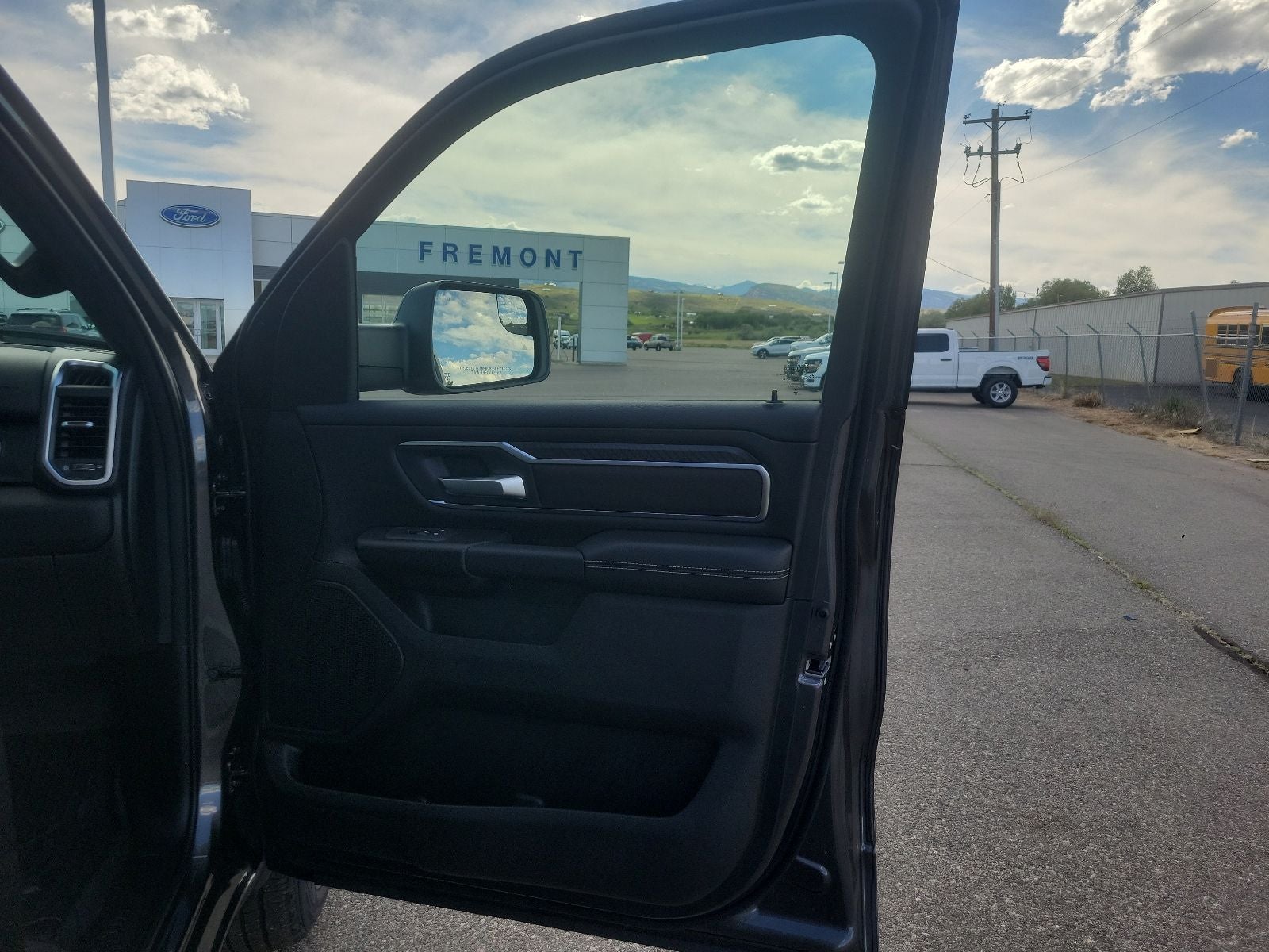 2026 RAM Ram 1500 Big Horn/Lone Star