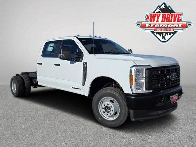 2026 Ford F-350 Super Duty Chassis Cab