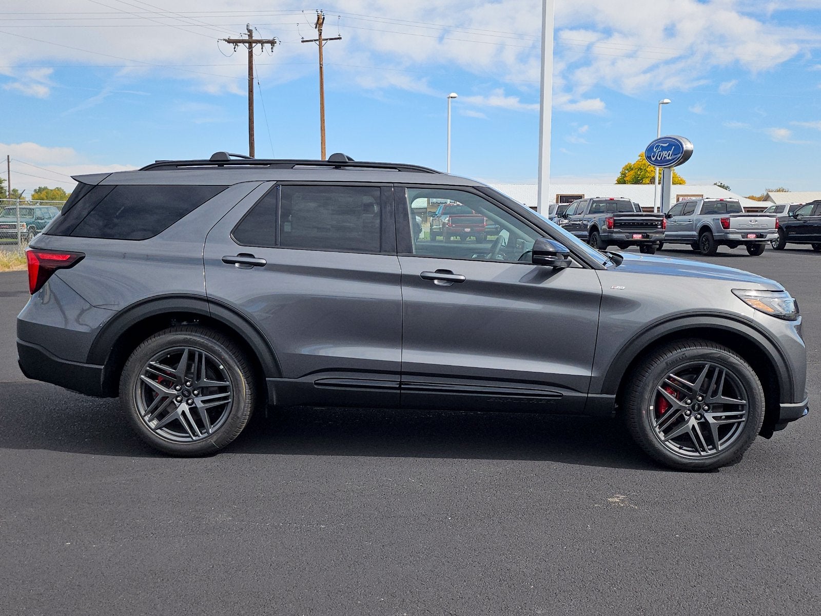 2027 Ford Explorer ST-Line