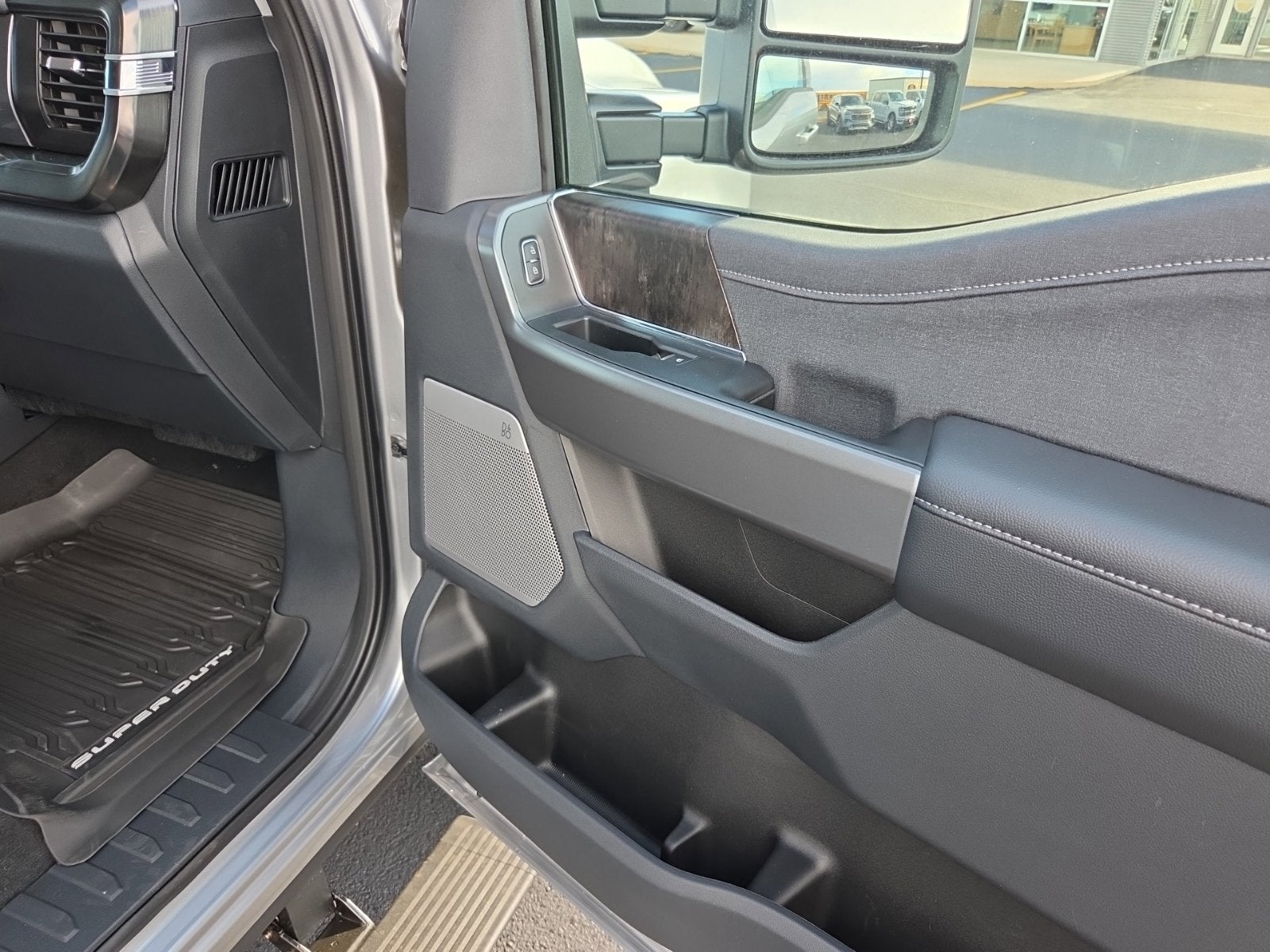 2027 Ford F-250SD Lariat Tremor