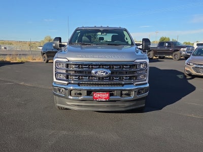 2027 Ford F-350SD Lariat