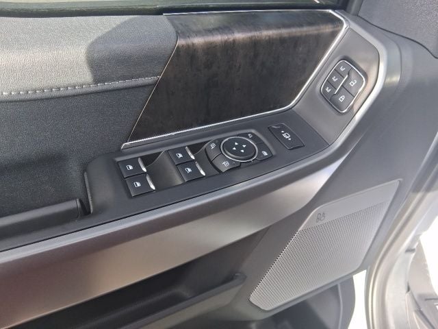 2026 Ford F-350SD Lariat Black Appearance Pkg