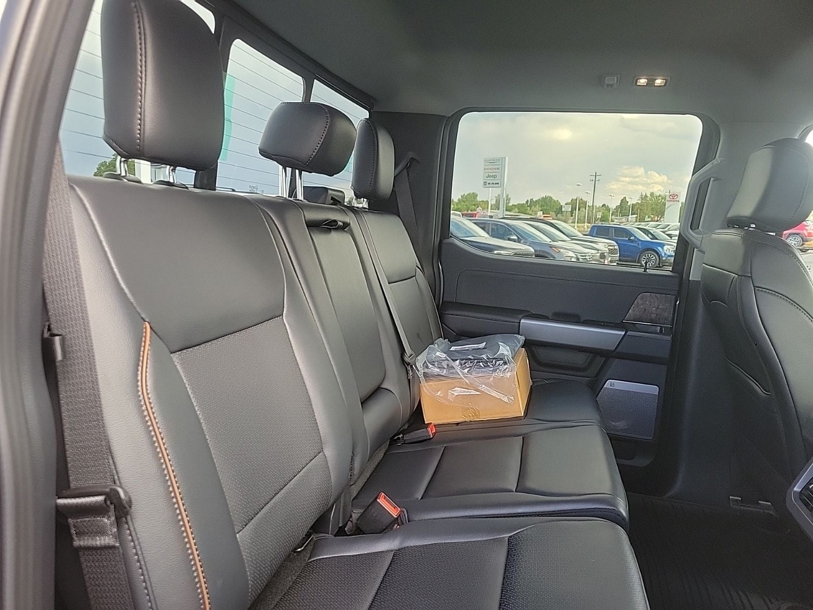 2026 Ford F-350SD Lariat