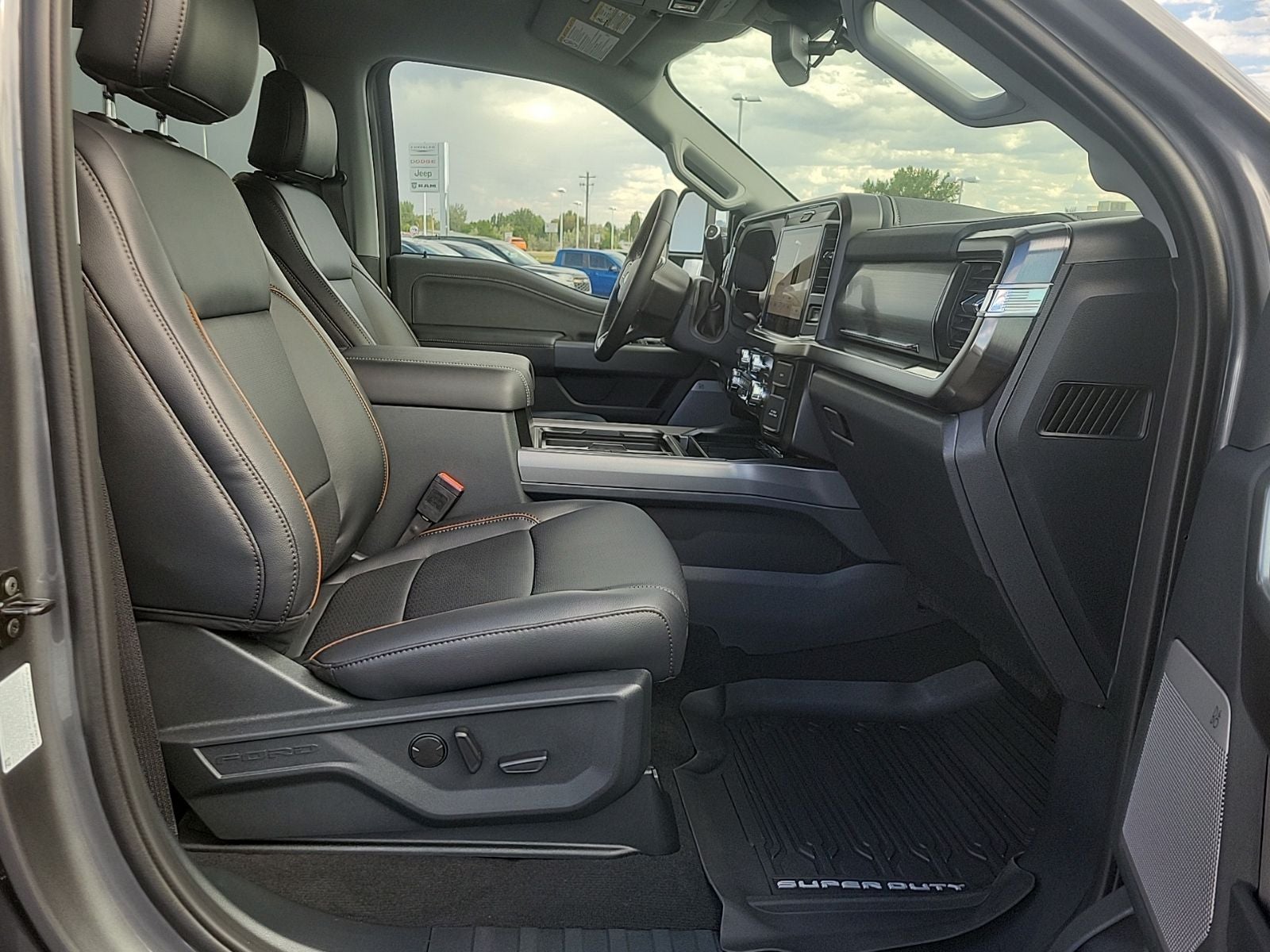 2026 Ford F-350SD Lariat