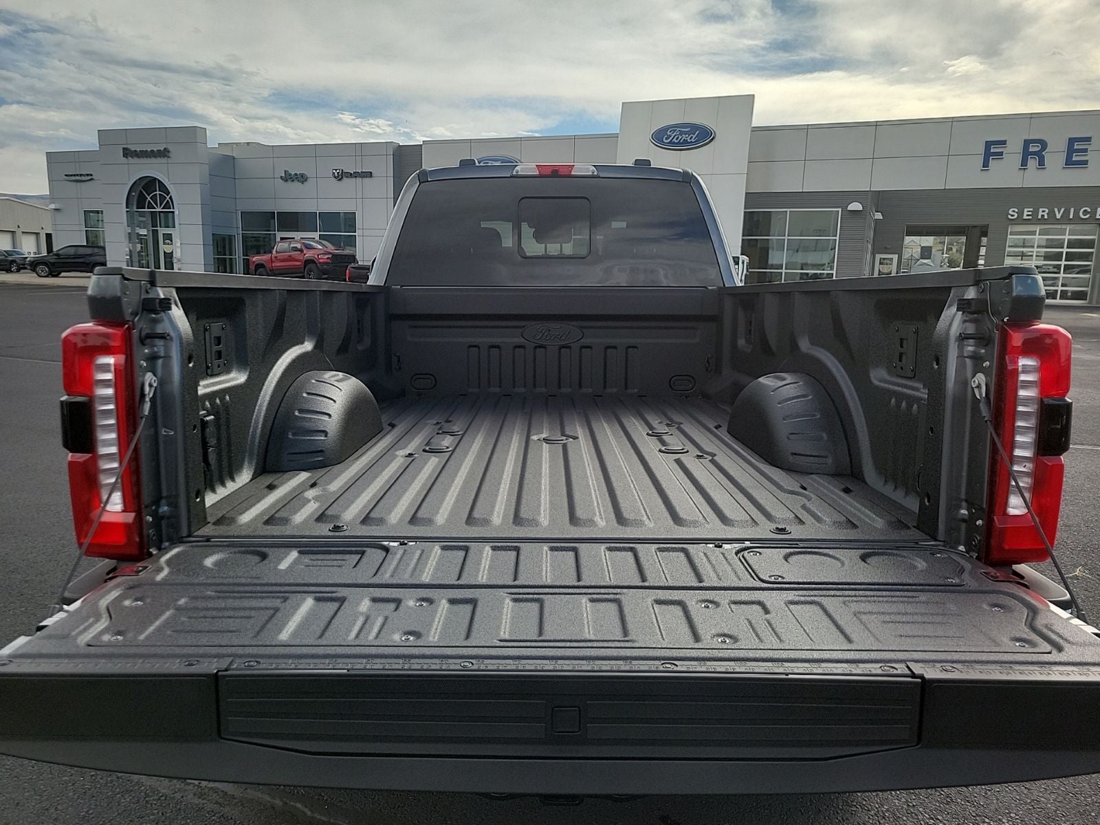 2026 Ford F-350SD Lariat
