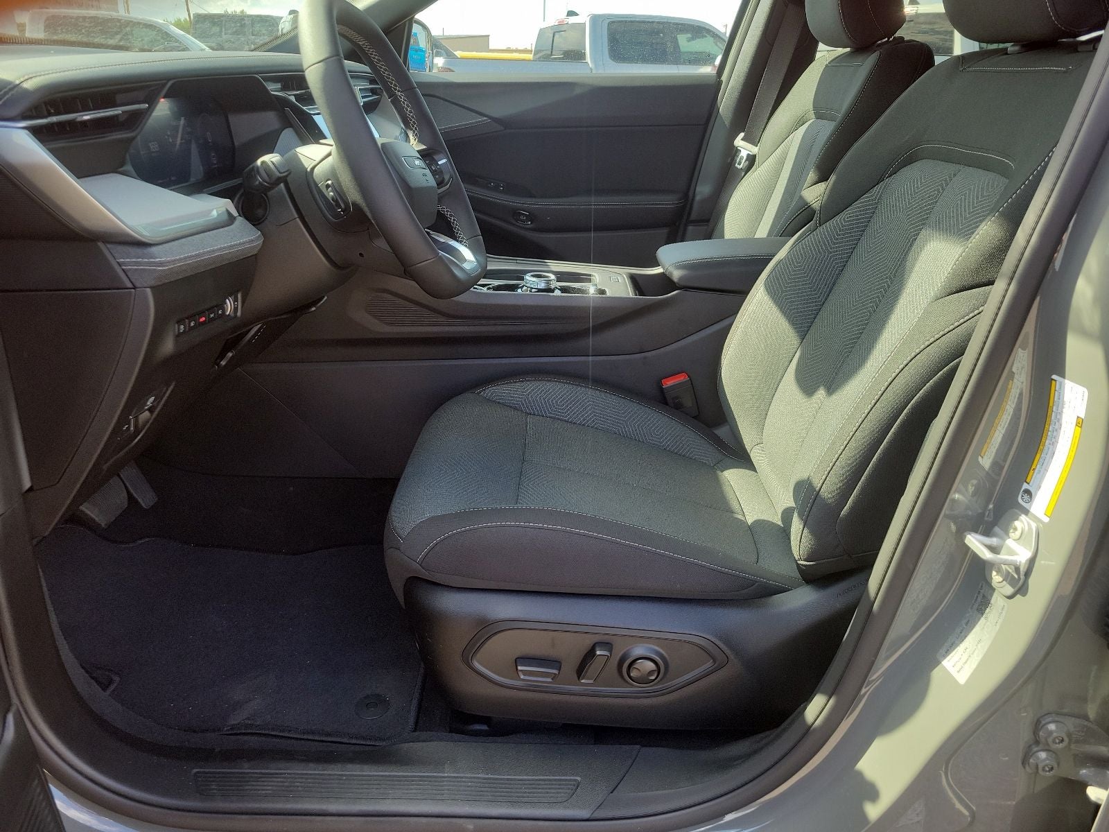 2026 Jeep Cherokee Laredo Hybrid