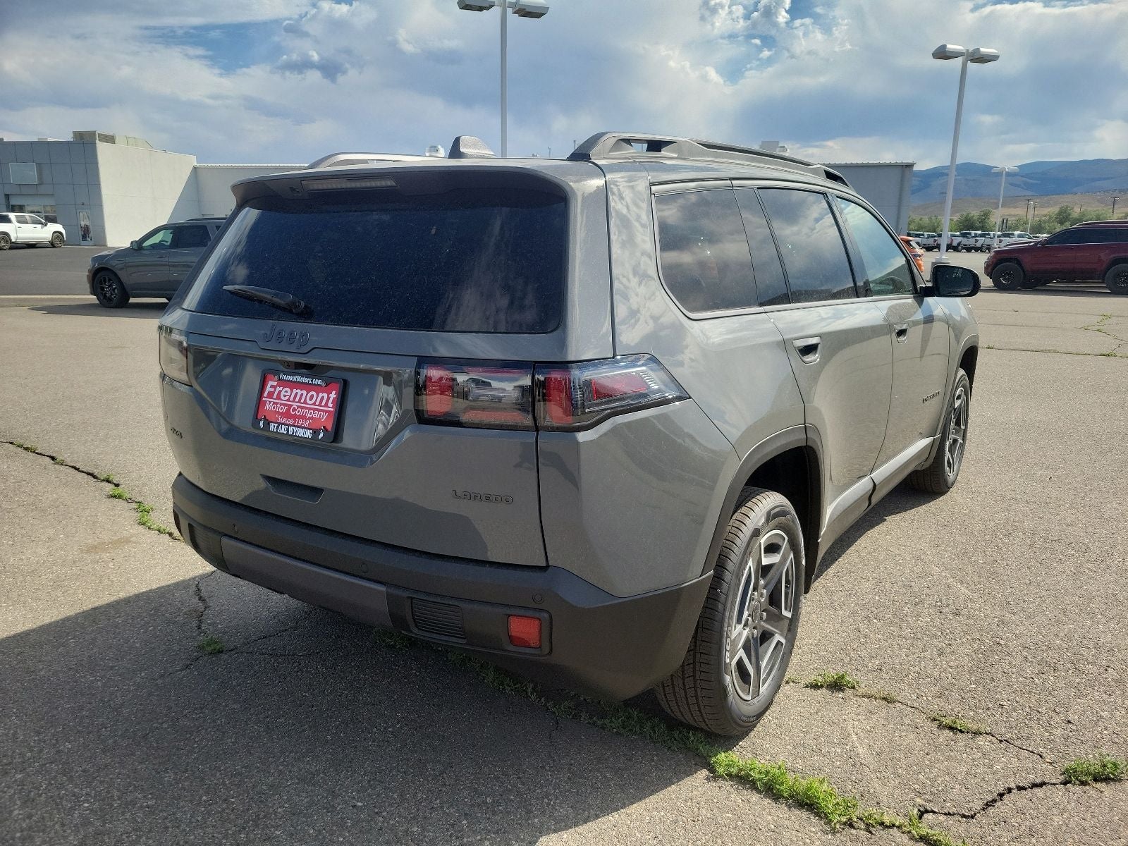 2026 Jeep Cherokee Laredo Hybrid