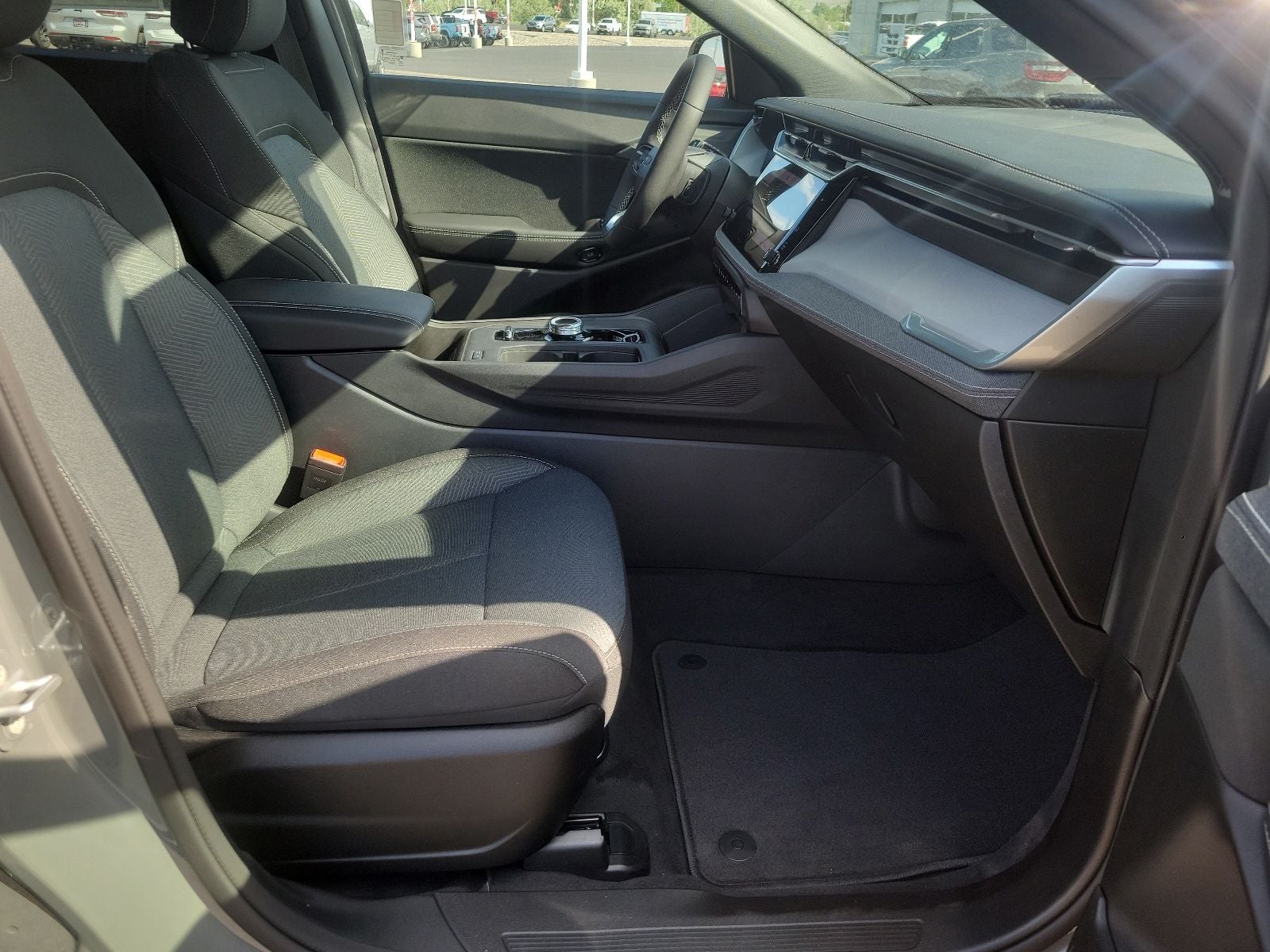 2026 Jeep Cherokee Laredo Hybrid
